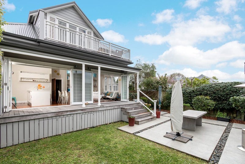 15 Arthur Street, Freemans Bay, Auckland - Carousel 1