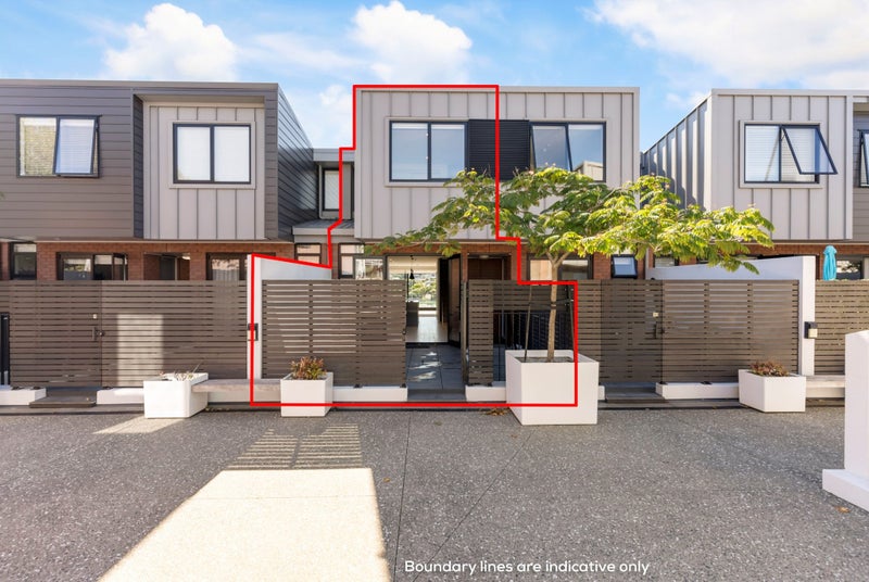 10/4 Stables LANE, Silverdale, Silverdale - Carousel 1