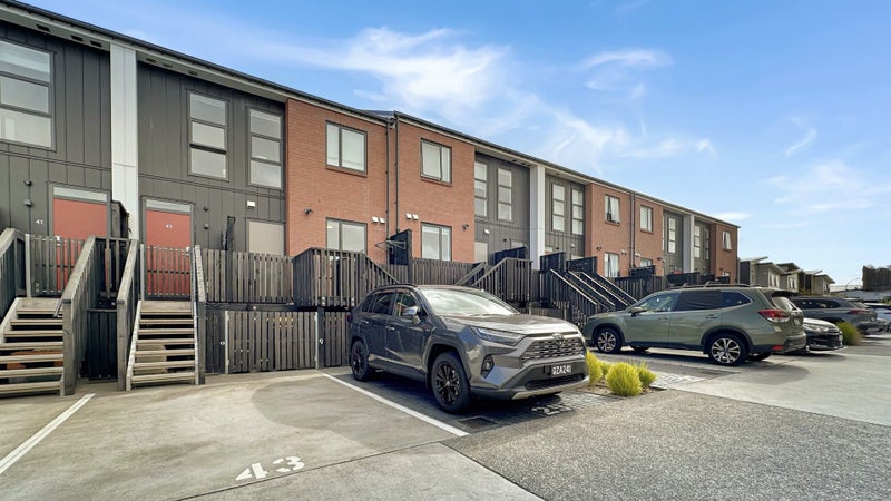 29 Manarini Road, Westgate, Auckland - Carousel 14