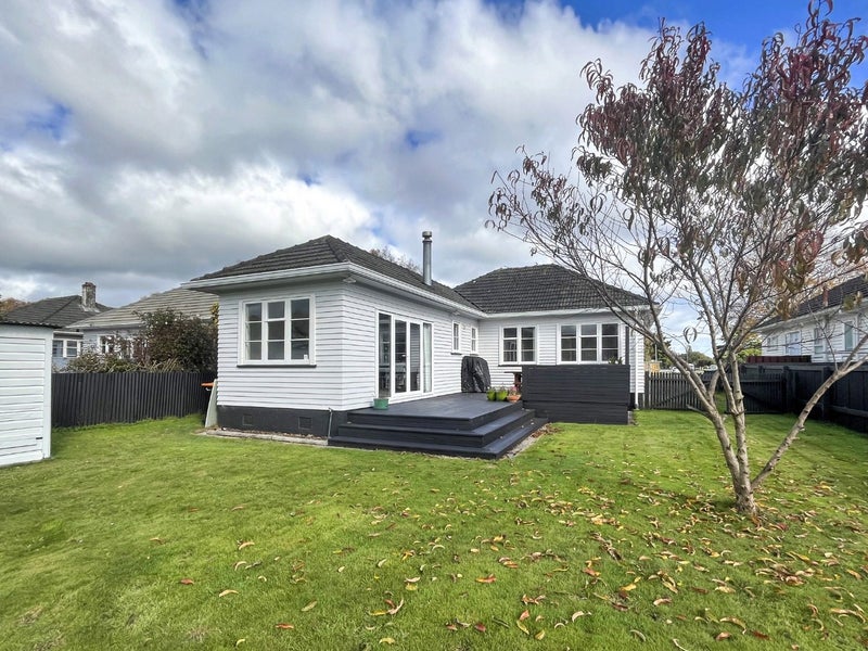 13 Webb Street, Terrace End, Palmerston North - Carousel 2
