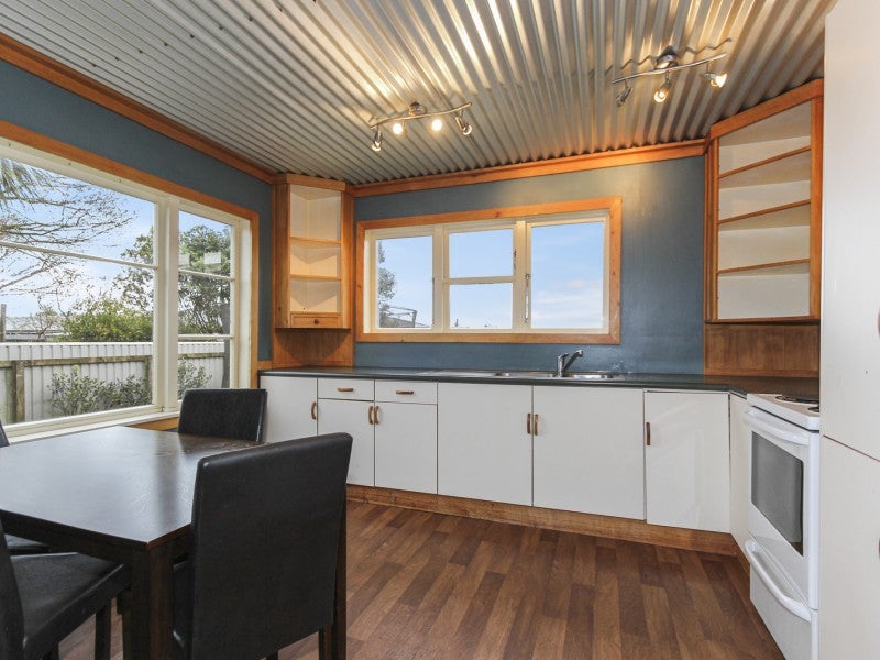 130 Regan Street, Stratford - Carousel 2