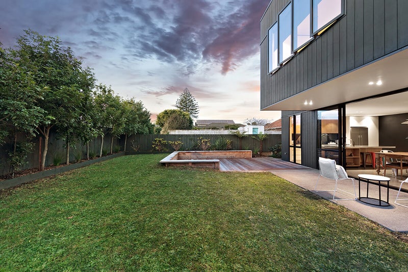 49A Alberta Street, Point Chevalier, Auckland - Carousel 2