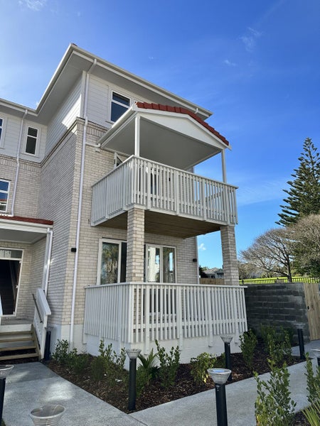 1801 Great North Road, Avondale, Auckland - Carousel 2