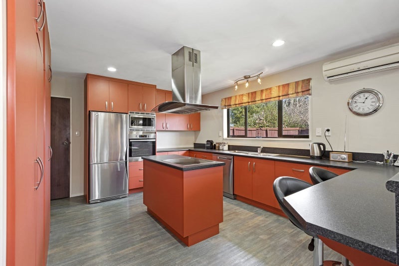 4 Brigadoon Place, Avonhead, Christchurch - Carousel 1