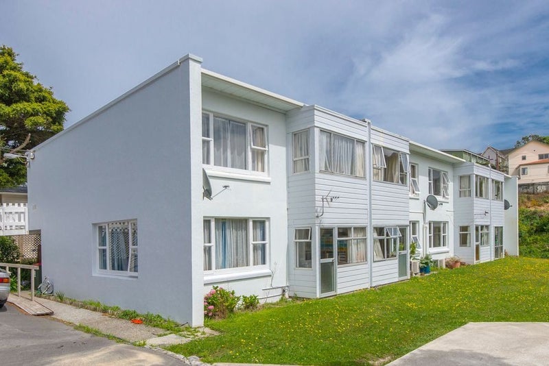 2/18 Agra Crescent, Khandallah, Wellington - Carousel 10