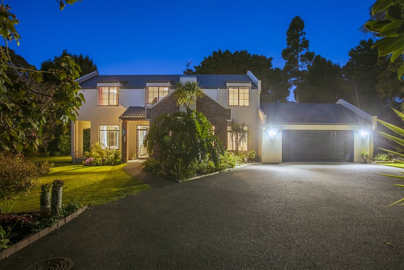 32C Isobel Road, Greenhithe, Auckland - Carousel 1