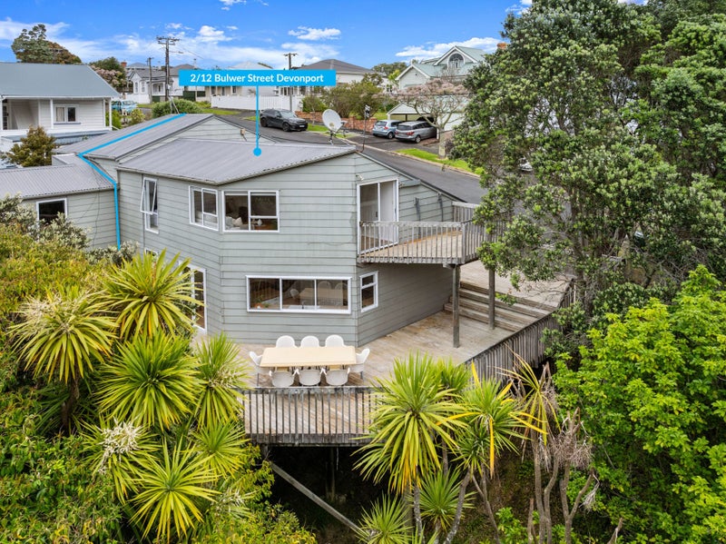 2/12 Bulwer Street, Devonport, Auckland - Carousel 1