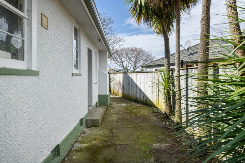 10 Liverpool Street, Takaro, Palmerston North - Carousel 29