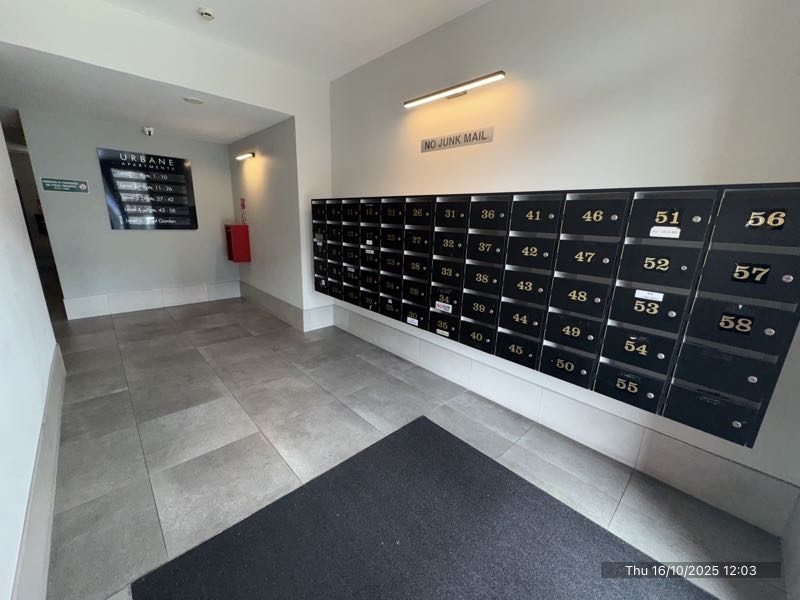 32/29 Webb Street, Te Aro, Wellington - Carousel 2