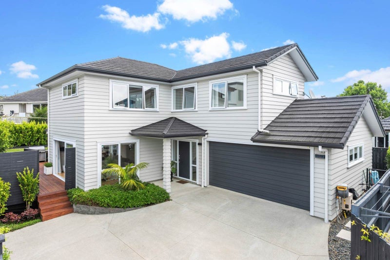 14A Bardia Street, Belmont, Auckland - Carousel 1