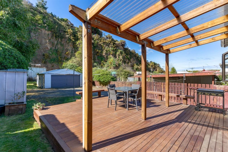 129 Glen Road, The Glen, Dunedin - Carousel 2