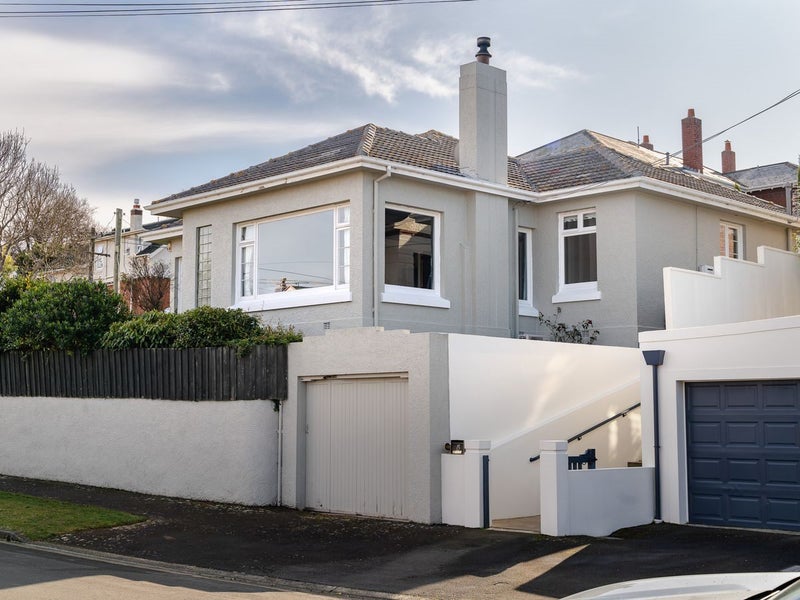 13 McGeorge Avenue, Mornington, Dunedin - Carousel 1