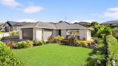 34 Beachwood Drive, Hatfields Beach, Orewa - Carousel 1