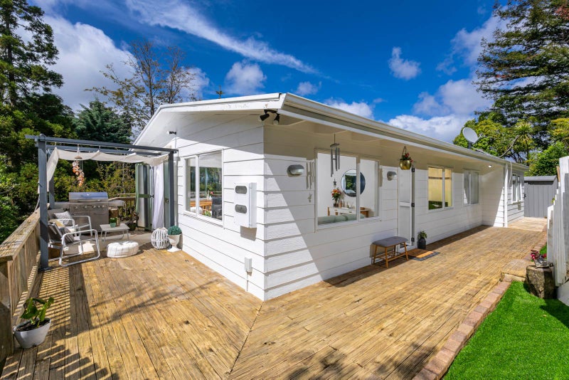 23A Cedar Heights Avenue, Massey, Auckland - Carousel 35