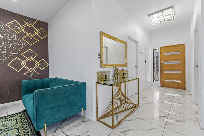 244B Great North Road, Henderson, Auckland - Carousel 1