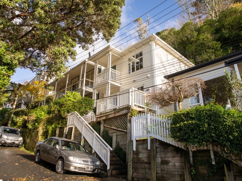 33A Patanga Crescent, Thorndon, Wellington - Carousel 2