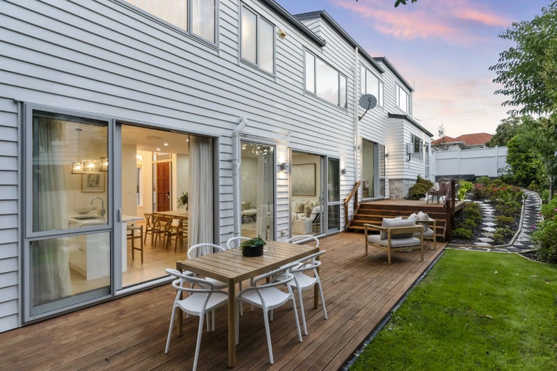 49 Rutherford Terrace, Meadowbank, Auckland - Carousel 1