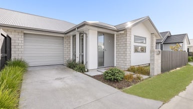 3 Tractor Way, Papamoa - Carousel 1