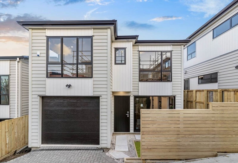 29E Littlejohn Street, Hillsborough, Auckland - Carousel 1