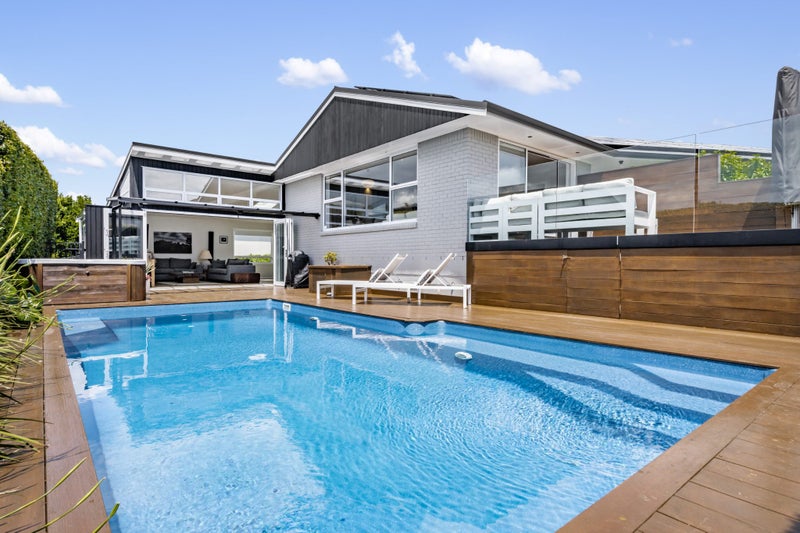 319 Riddell Road, Glendowie, Auckland - Carousel 1