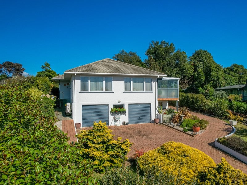 36 Surrey Road, Richmond - Carousel 1