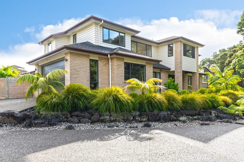 28 Hornbill Drive, Fairview Heights, Auckland - Carousel 2