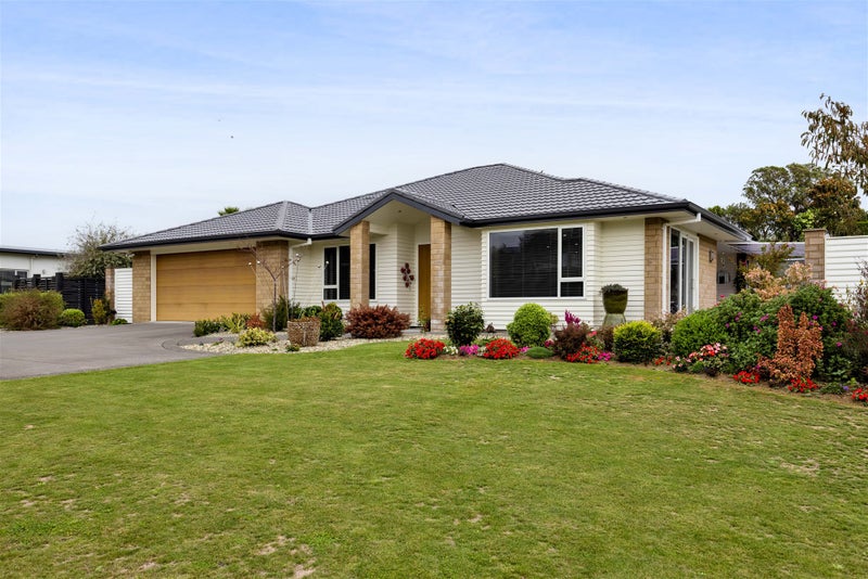 9 Links Drive, Waiwhakaiho, New Plymouth - Carousel 1