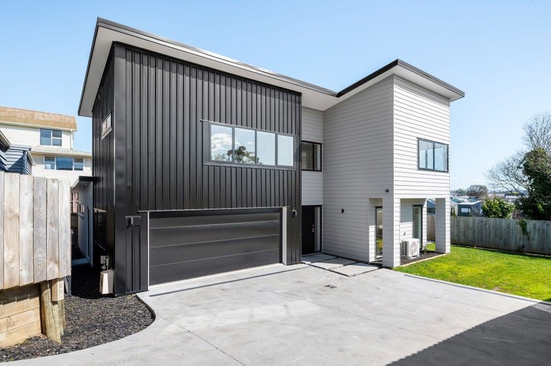30A Alison Street, Hamilton Lake, Hamilton - Carousel 1