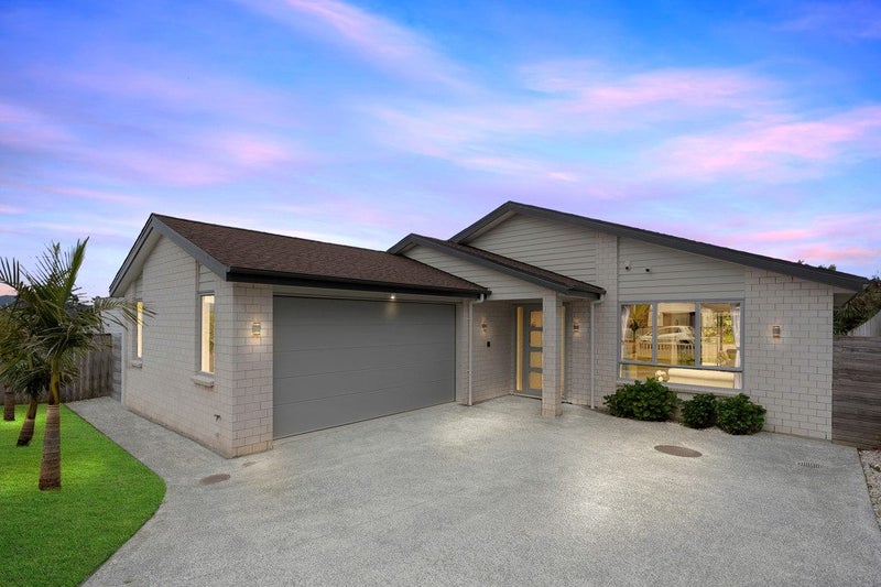 3 Mamuku Drive, Massey, Auckland - Carousel 2