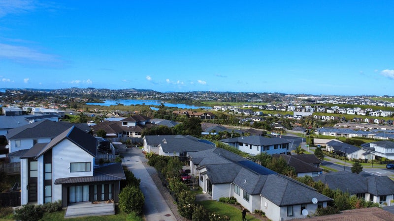 69 Harvest Avenue, Orewa, Orewa - Carousel 38