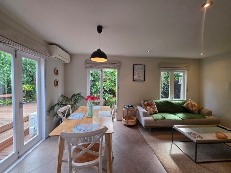 3/9 Eden View Road, Sandringham, Auckland - Carousel 2