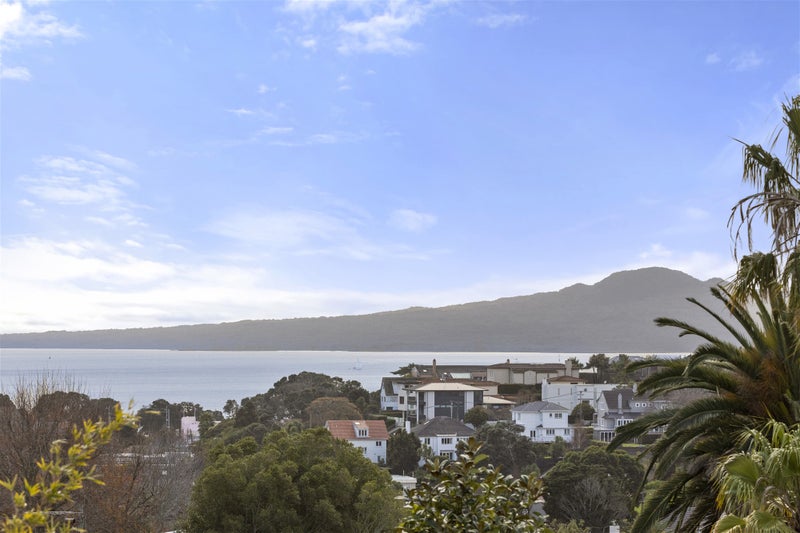6 Dudley Road, Mission Bay, Auckland - Carousel 2
