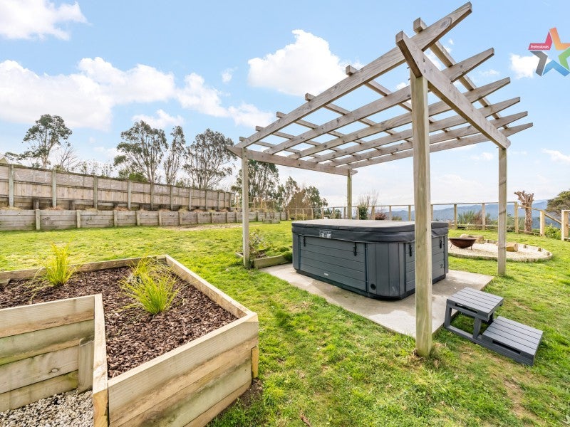 3 Lindis Lane, Kelson, Lower Hutt - Carousel 26