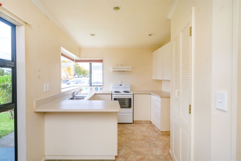 78 Cook Street, West End, Palmerston North - Carousel 2