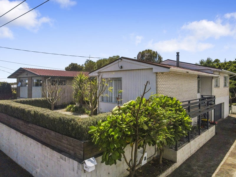 46 Woodleigh Street, Frankleigh Park, New Plymouth - Carousel 1