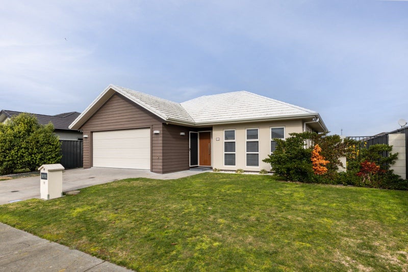 19 Drake Crescent, Awatoto, Napier - Carousel 1