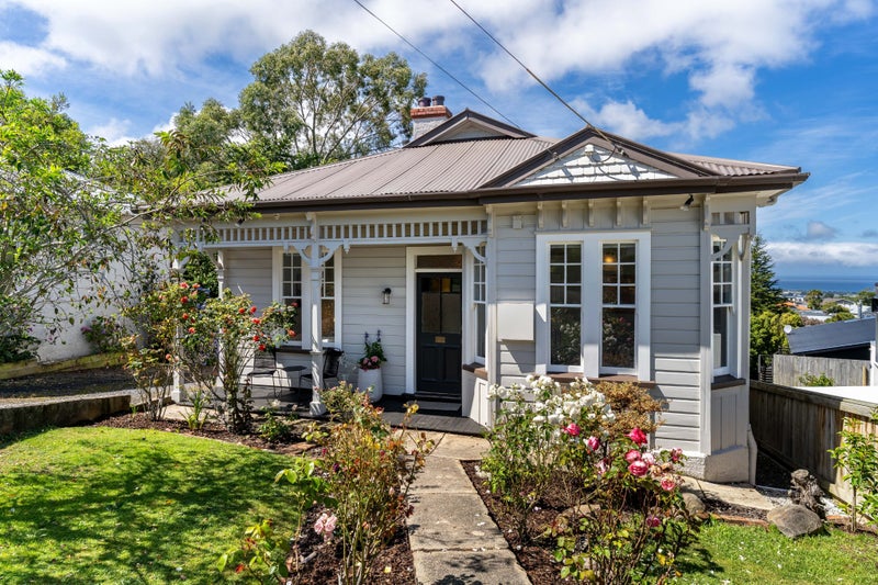 46 Newport Street, Belleknowes, Dunedin - Carousel 2