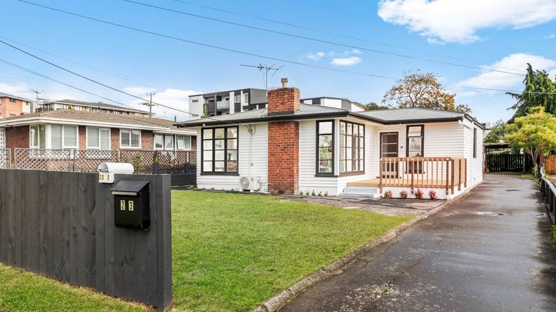 23 Astley Avenue, New Lynn, Auckland - Carousel 1