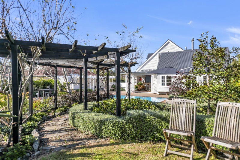 19 Masefield Street, Cockle Bay, Auckland - Carousel 1