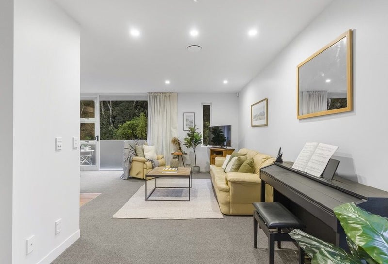 22/21 Birdwood Crescent, Parnell, Auckland - Carousel 2