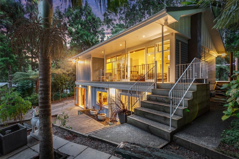 80 Waima Crescent, Titirangi, Auckland - Carousel 1