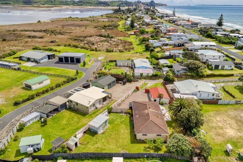 508 Pukehina Parade, Te Puke - Carousel 28