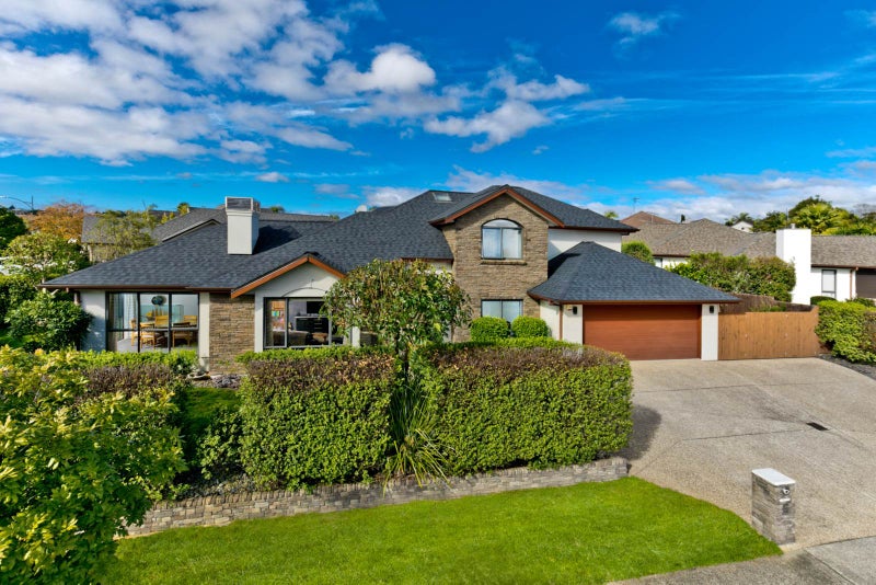 6 Dressage Lane, Greenhithe, Auckland - Carousel 2
