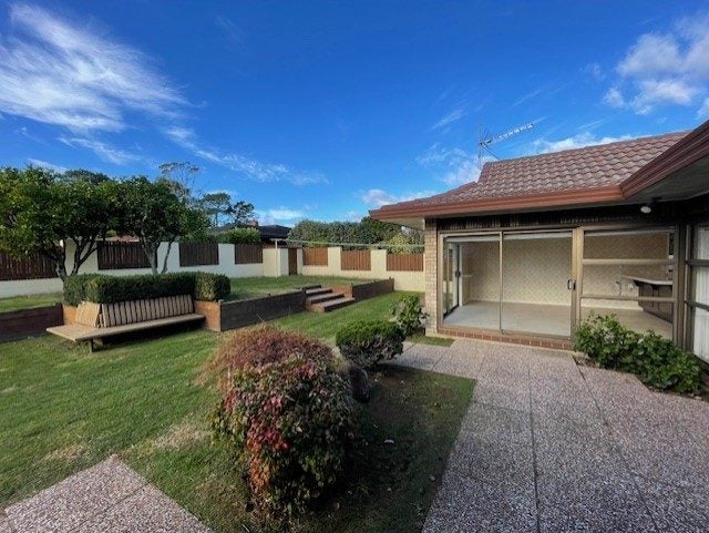 7 Pendene Place, Forrest Hill, Auckland - Carousel 2