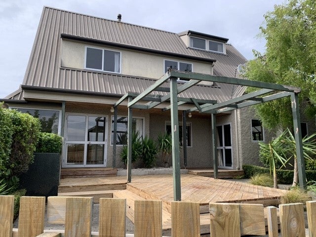 14 Busby Hill, Havelock North, Havelock North - Carousel 1