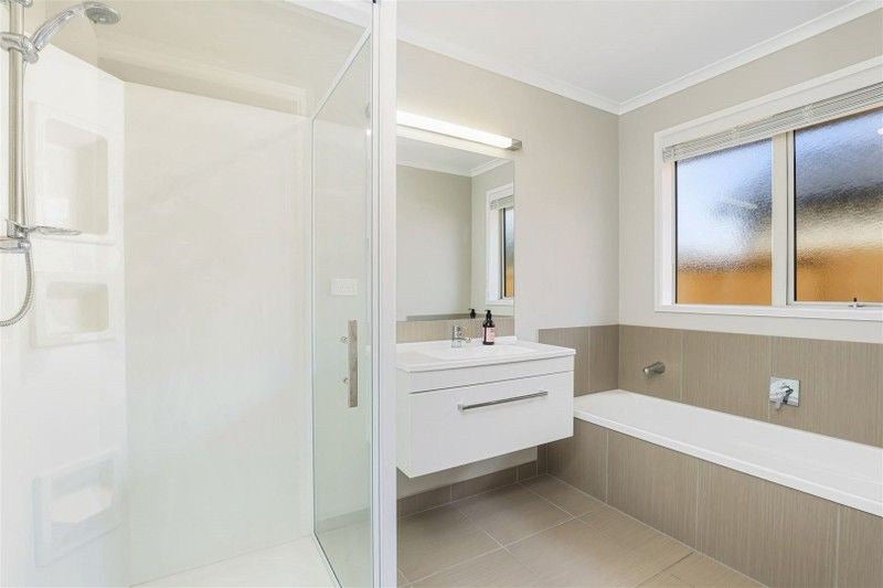 18 Chalgrove Road, Huntington, Hamilton - Carousel 9