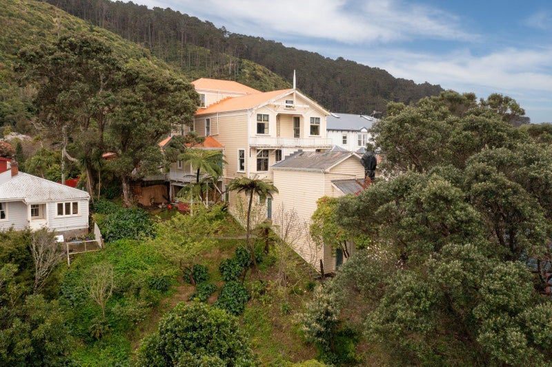 31 Glenbervie Terrace, Thorndon, Wellington - Carousel 1
