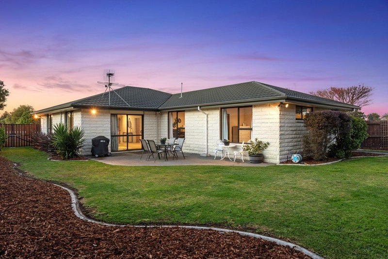 12 Mervyn Drive, Avondale, Christchurch - Carousel 2