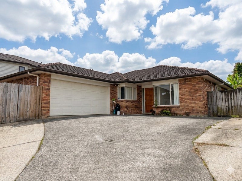 89 Glenveagh Park Drive, Weymouth, Auckland - Carousel 1