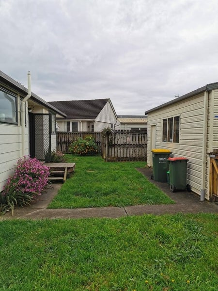 9A Dowding Street, Melville, Hamilton - Carousel 1